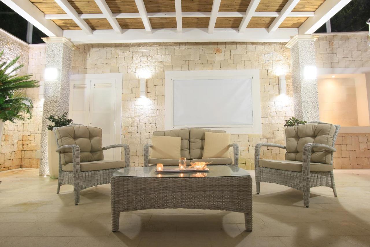 Villa Caraitria Martina Franca Bagian luar foto